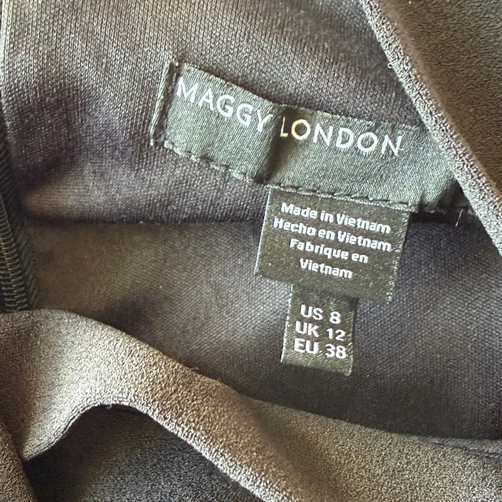 Maggy London Classic Black Midi Dress - Picture 3 of 11